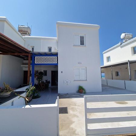 Ammos Beachfront Villa Paradise Lárnaka Kültér fotó