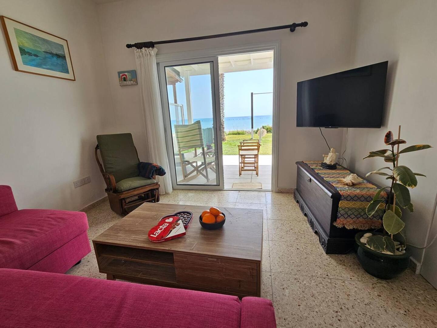 Ammos Beachfront Villa Paradise Lárnaka Kültér fotó